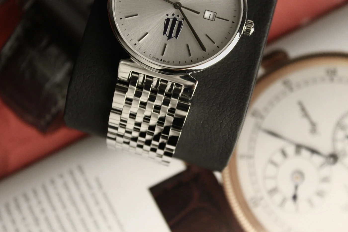 Reloj MIDO para Rayadas de Monterrey en su estuche